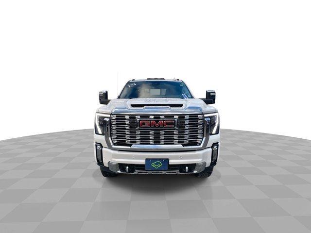 used 2024 GMC Sierra 2500 car, priced at $75,500