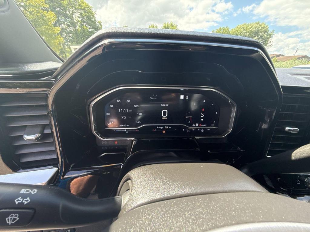 used 2022 GMC Sierra 1500 car, priced at $44,222