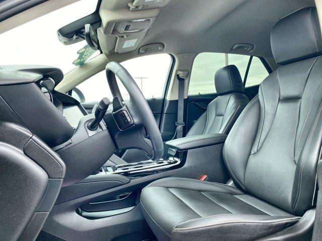 used 2022 Buick Envision car, priced at $27,328