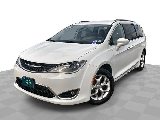 used 2020 Chrysler Pacifica car, priced at $25,400