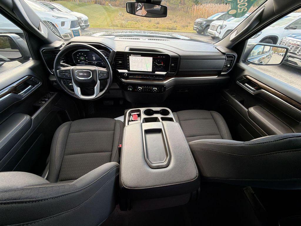 used 2022 GMC Sierra 1500 car, priced at $43,514