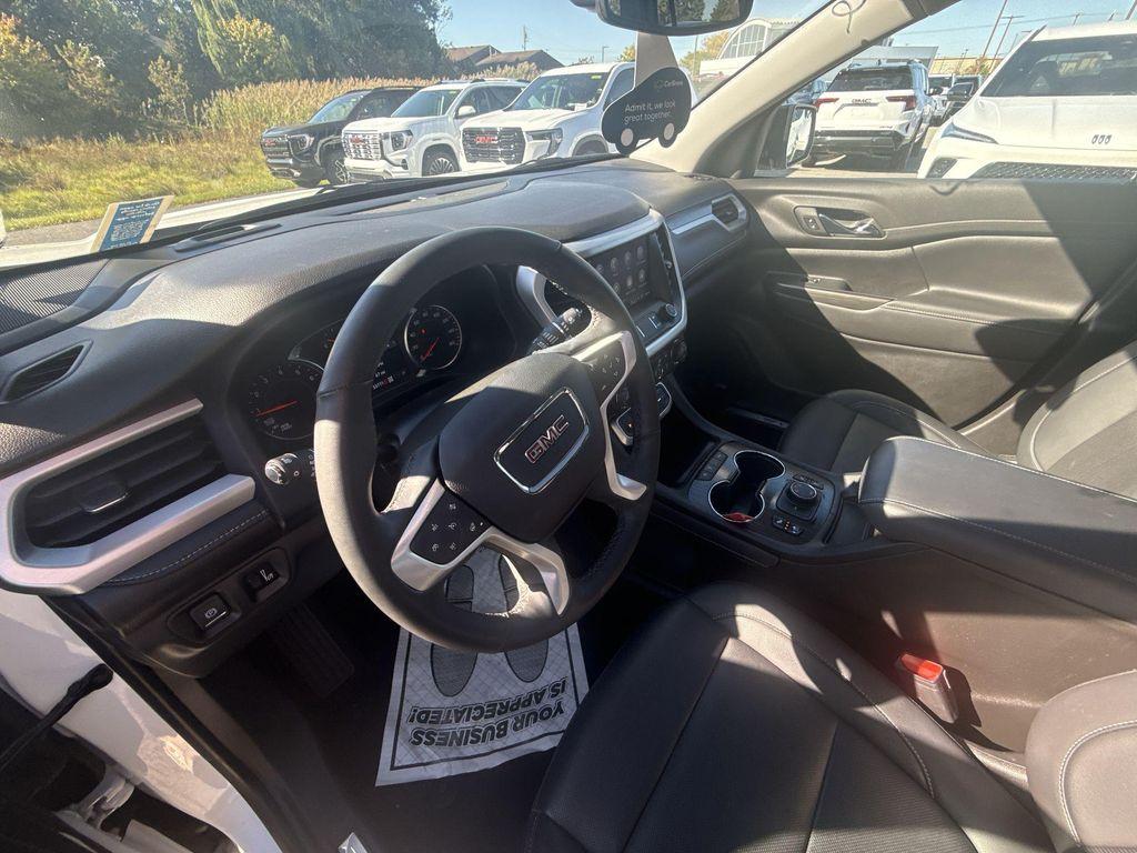 used 2023 GMC Acadia car, priced at $30,933