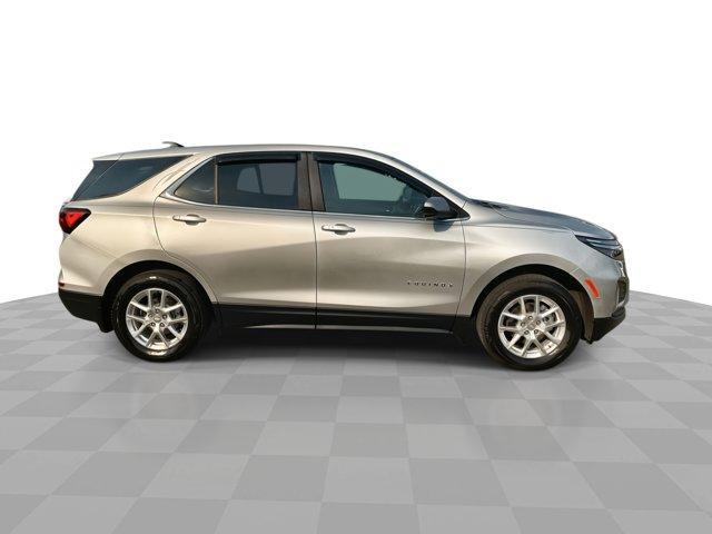 used 2022 Chevrolet Equinox car, priced at $18,400