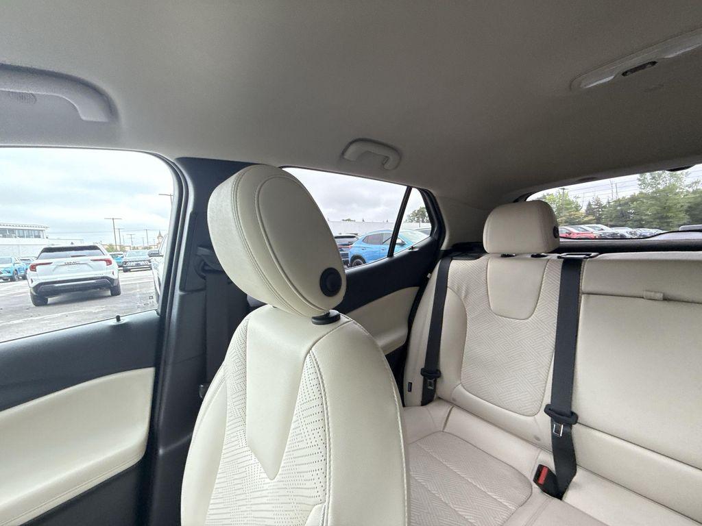 used 2022 Buick Encore GX car, priced at $21,426