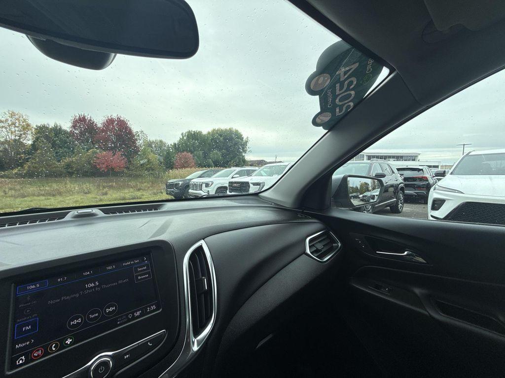 used 2024 Chevrolet Equinox car, priced at $22,919