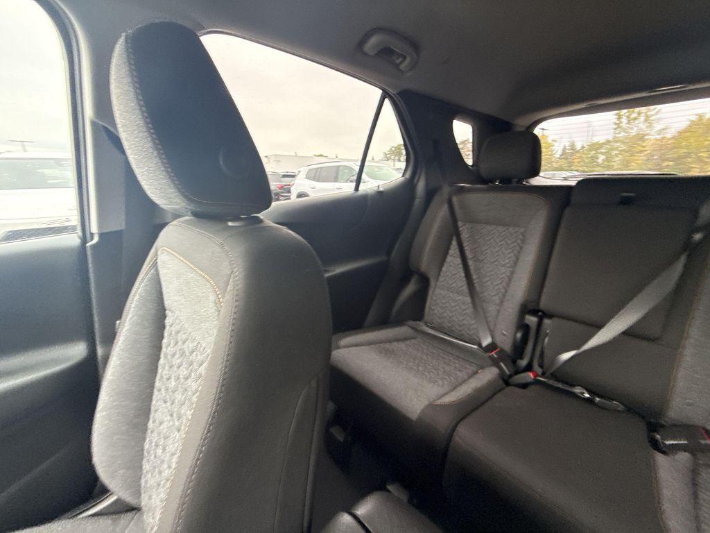 used 2024 Chevrolet Equinox car, priced at $22,919