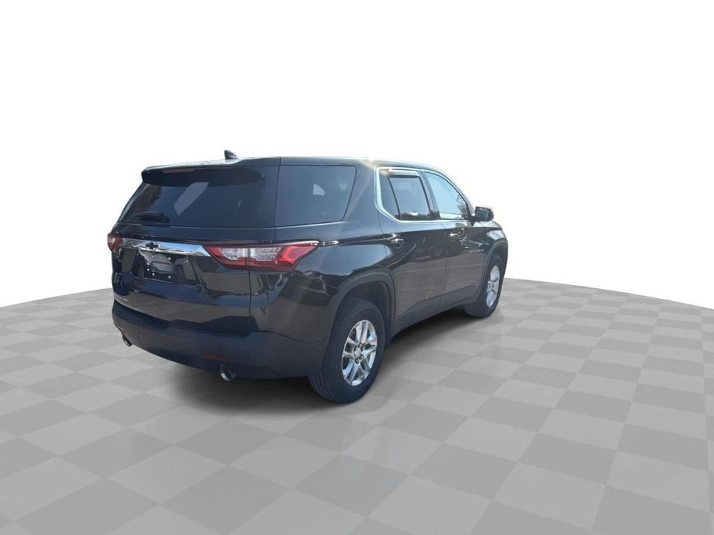 used 2021 Chevrolet Traverse car, priced at $22,559