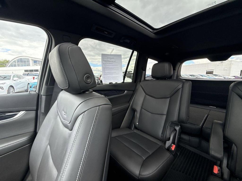 used 2023 Cadillac XT6 car, priced at $40,424