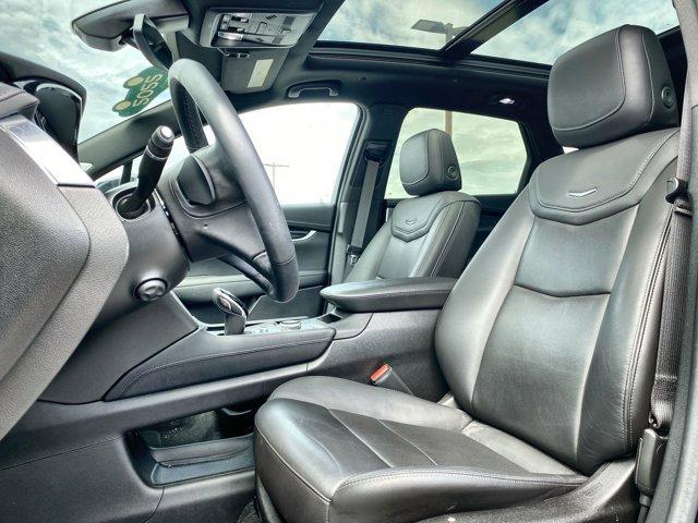 used 2022 Cadillac XT5 car, priced at $35,719