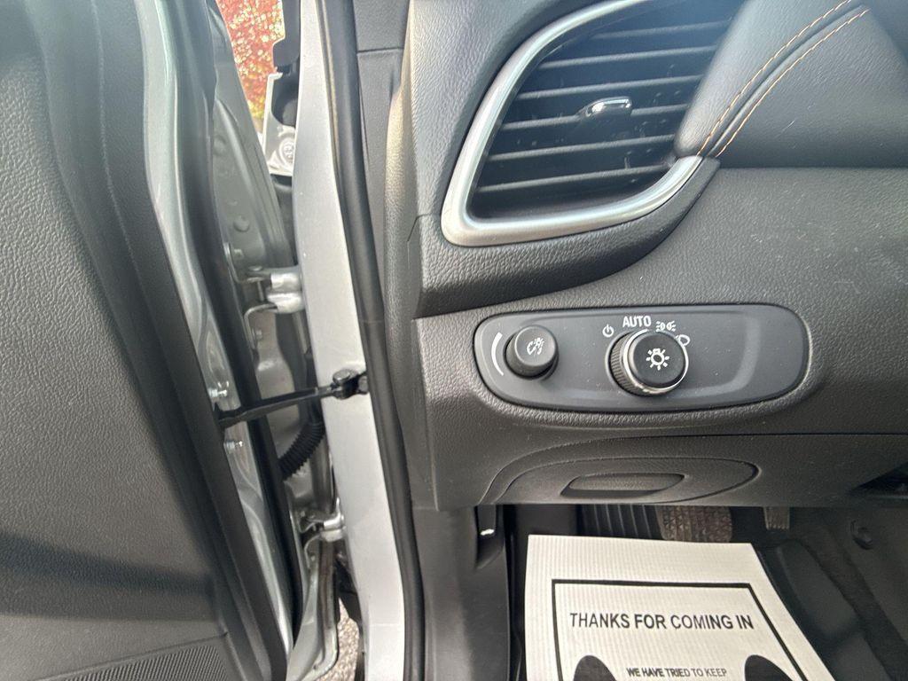 used 2022 Chevrolet Trax car, priced at $18,917