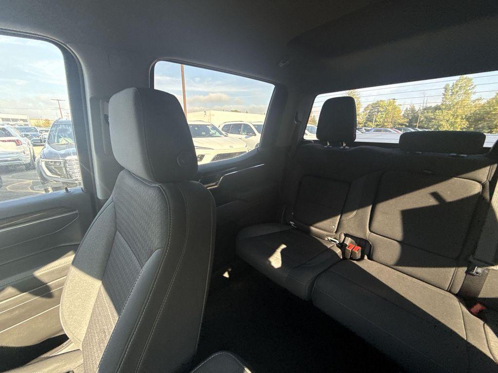 used 2022 GMC Sierra 1500 car, priced at $40,528