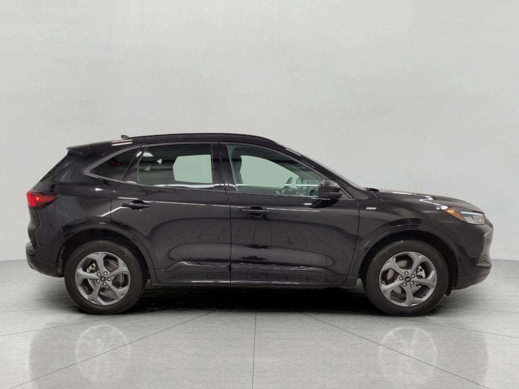 used 2023 Ford Escape car, priced at $25,968
