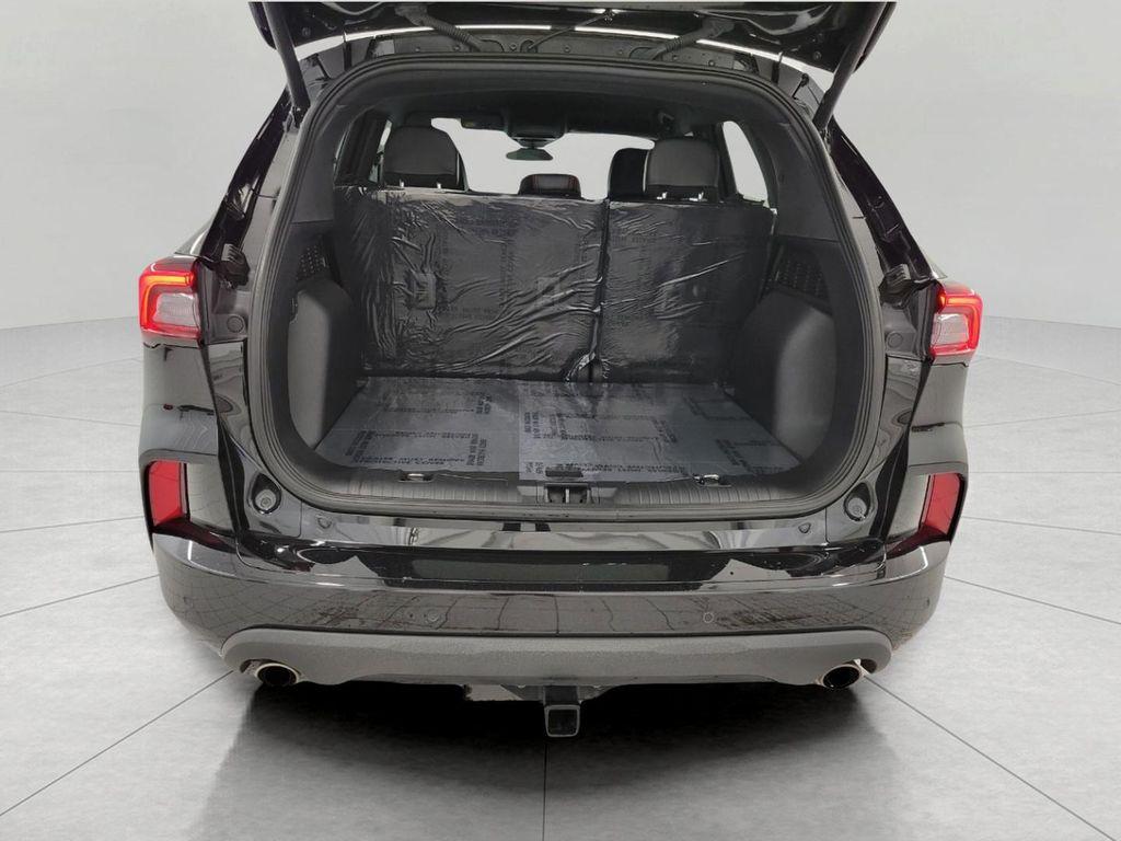 used 2023 Ford Escape car, priced at $25,968