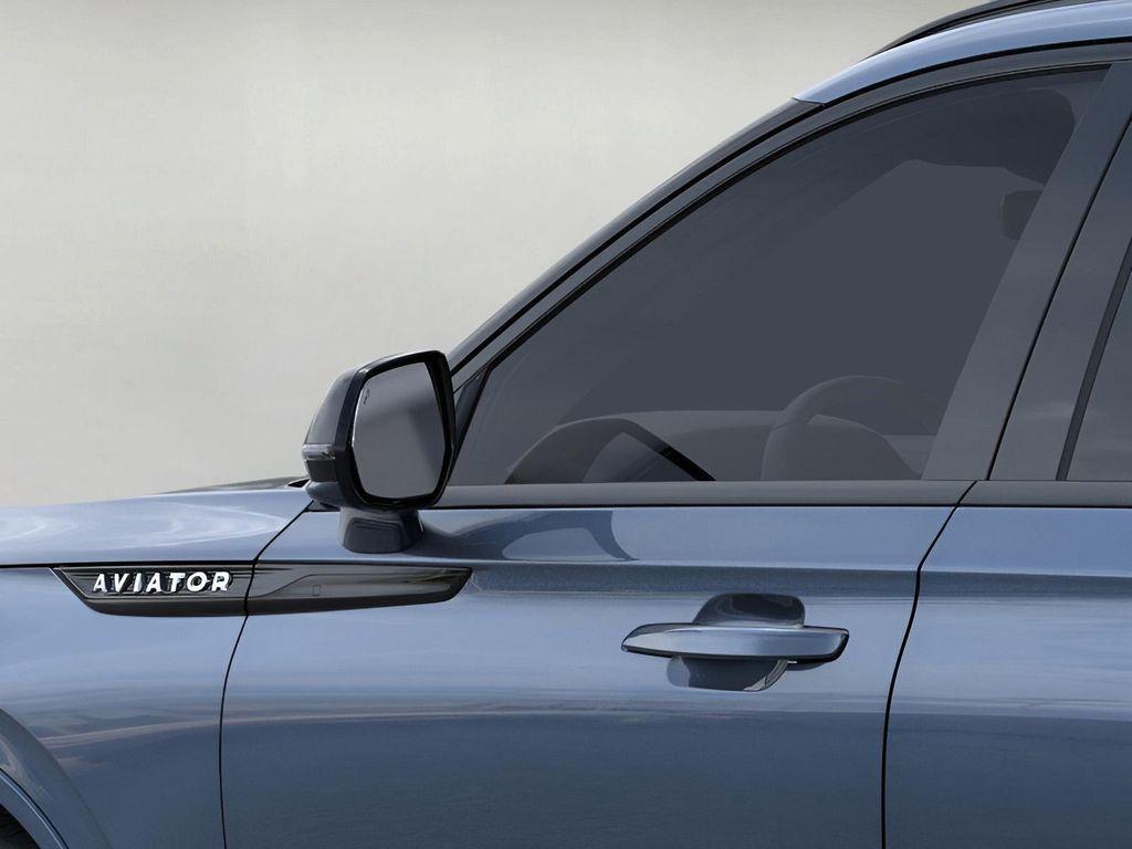new 2025 Lincoln Aviator car, priced at $79,861