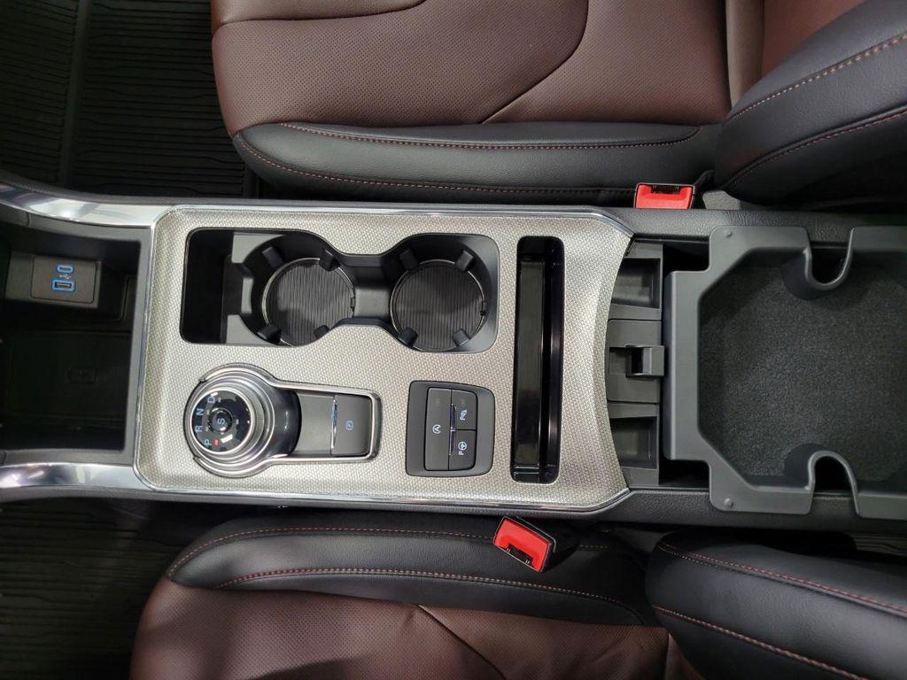 used 2022 Ford Edge car, priced at $29,998