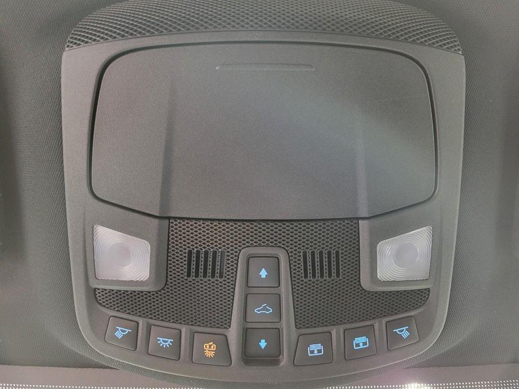 used 2022 Ford Edge car, priced at $29,998