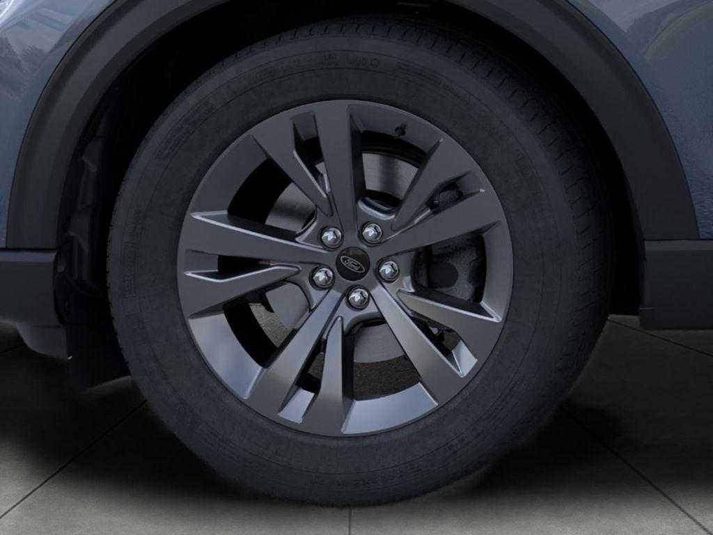 new 2025 Ford Explorer car, priced at $47,414