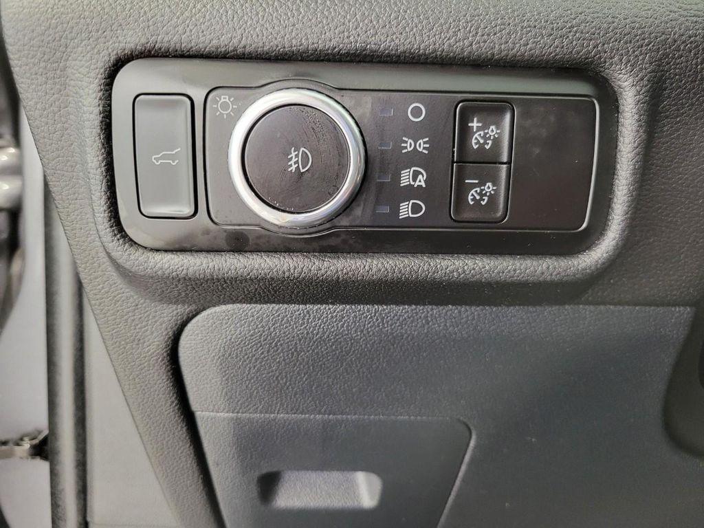used 2023 Ford Explorer car, priced at $35,444