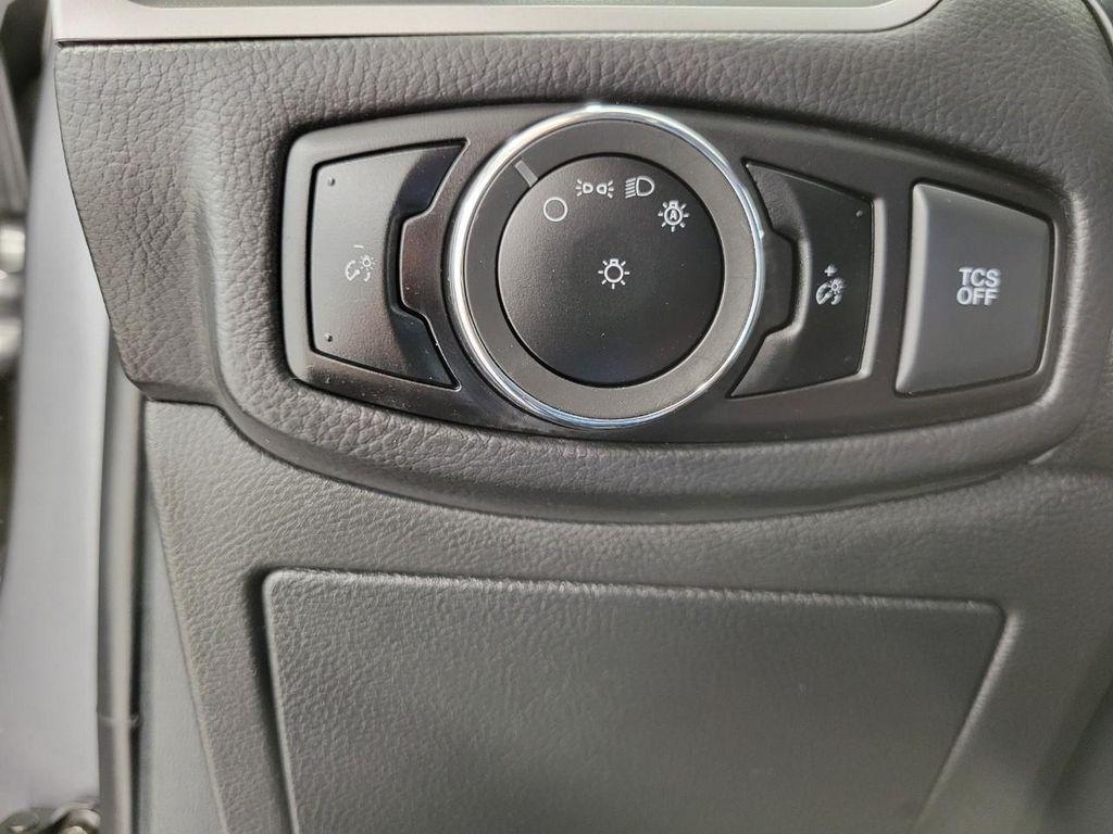 used 2024 Ford Edge car, priced at $25,134