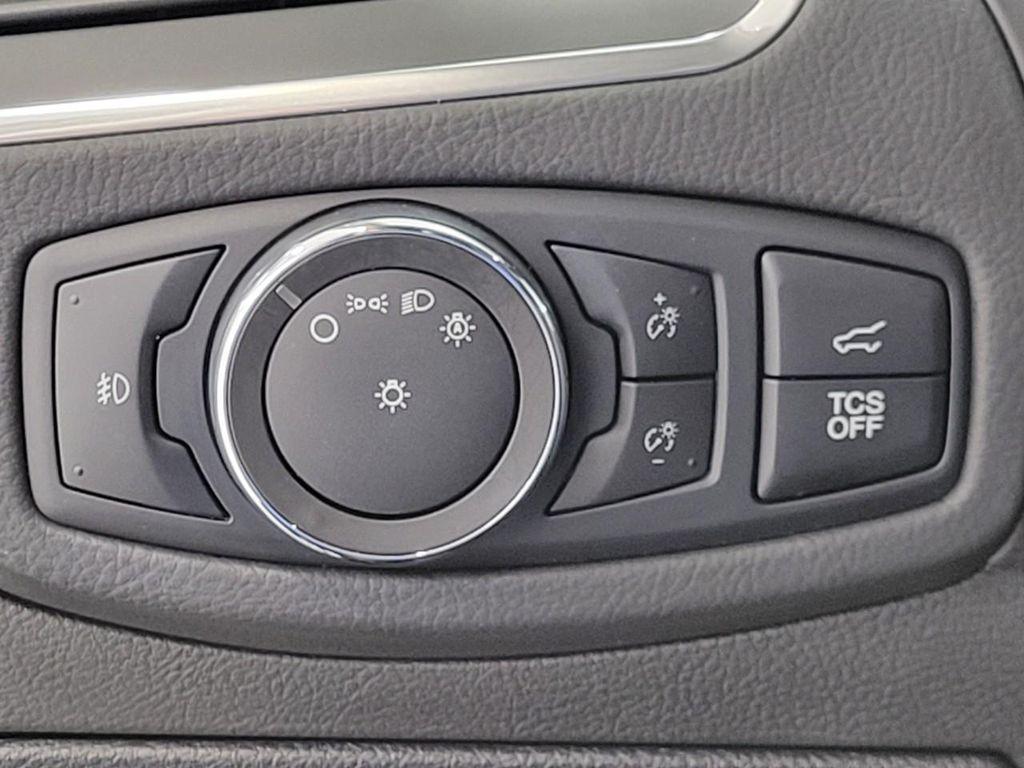 used 2022 Ford Edge car, priced at $28,607