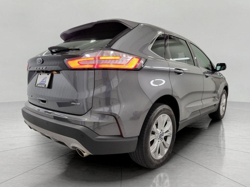 used 2022 Ford Edge car, priced at $28,607