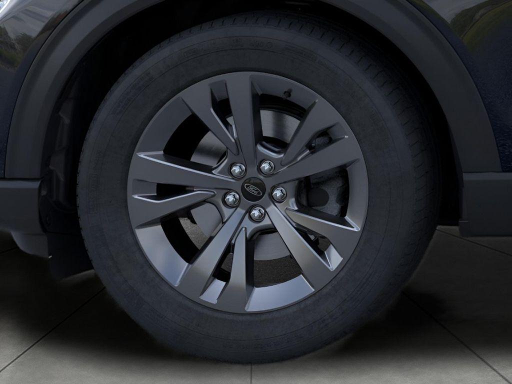 new 2025 Ford Explorer car, priced at $47,721