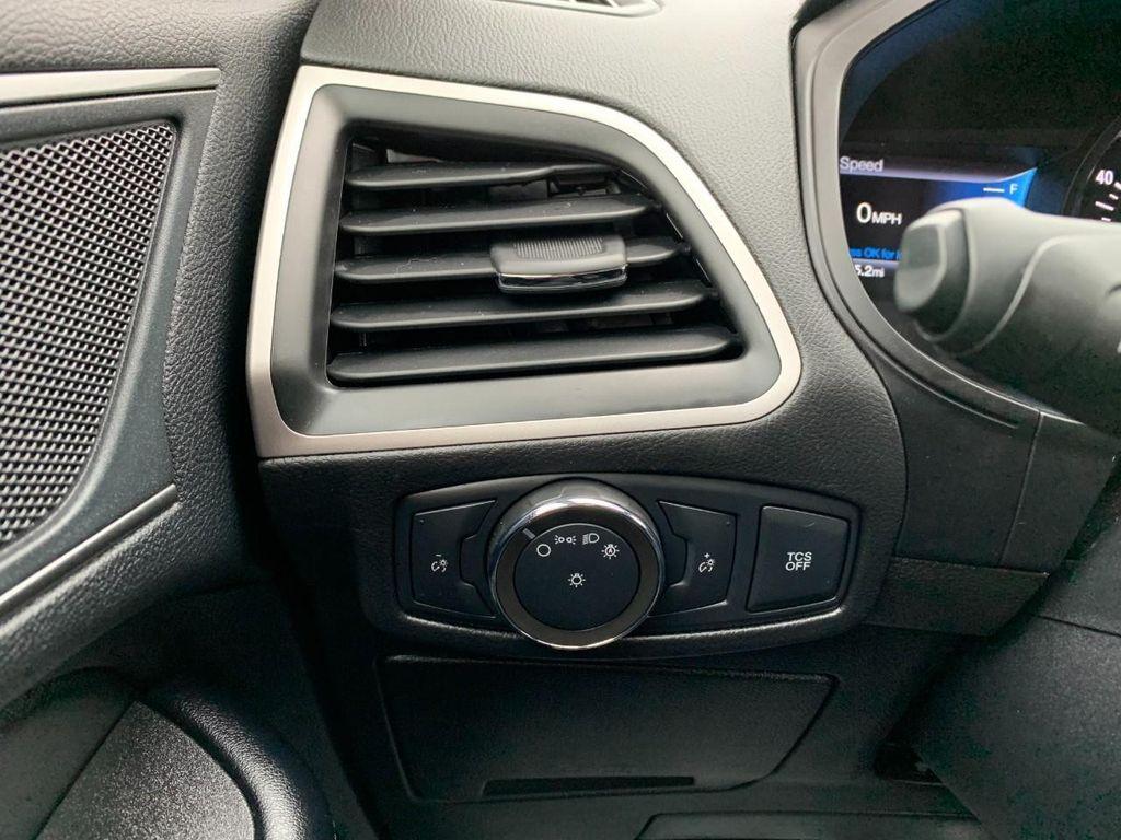 used 2022 Ford Edge car, priced at $22,517