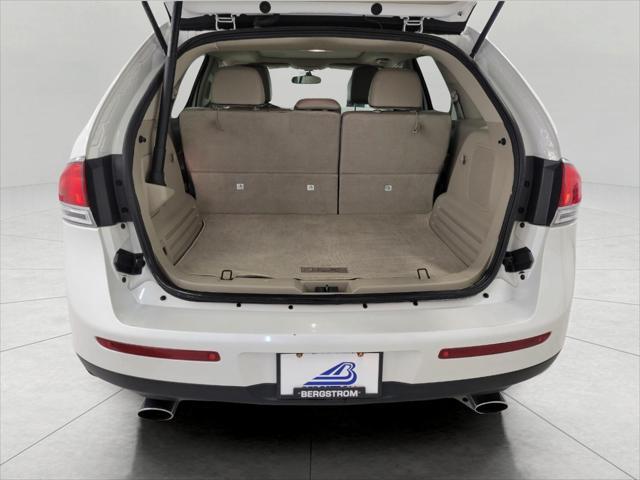 used 2013 Lincoln MKX car, priced at $9,302