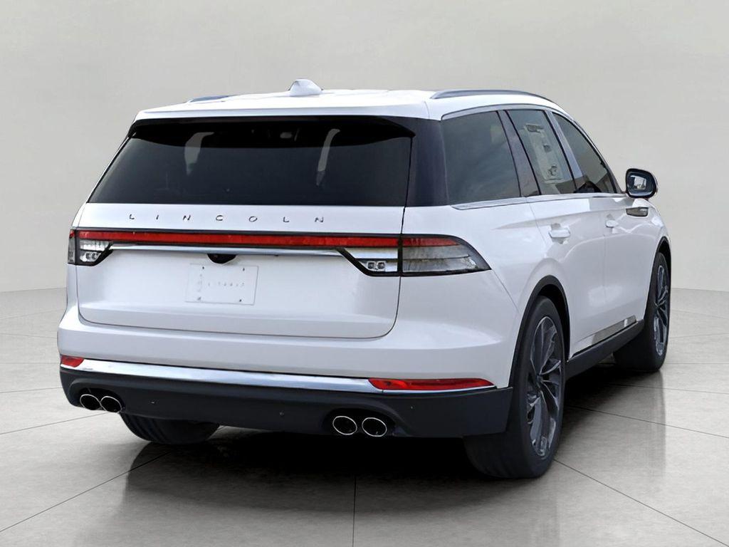 new 2025 Lincoln Aviator car, priced at $80,641