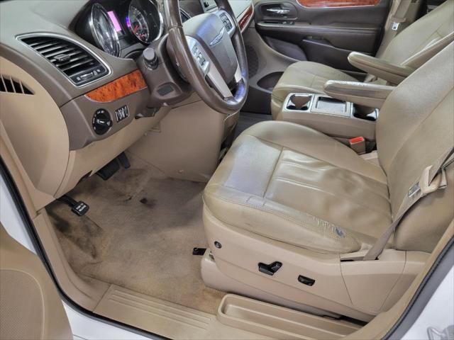 used 2015 Chrysler Town & Country car, priced at $7,536