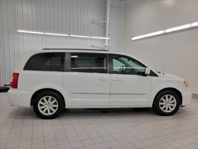 used 2015 Chrysler Town & Country car, priced at $7,536