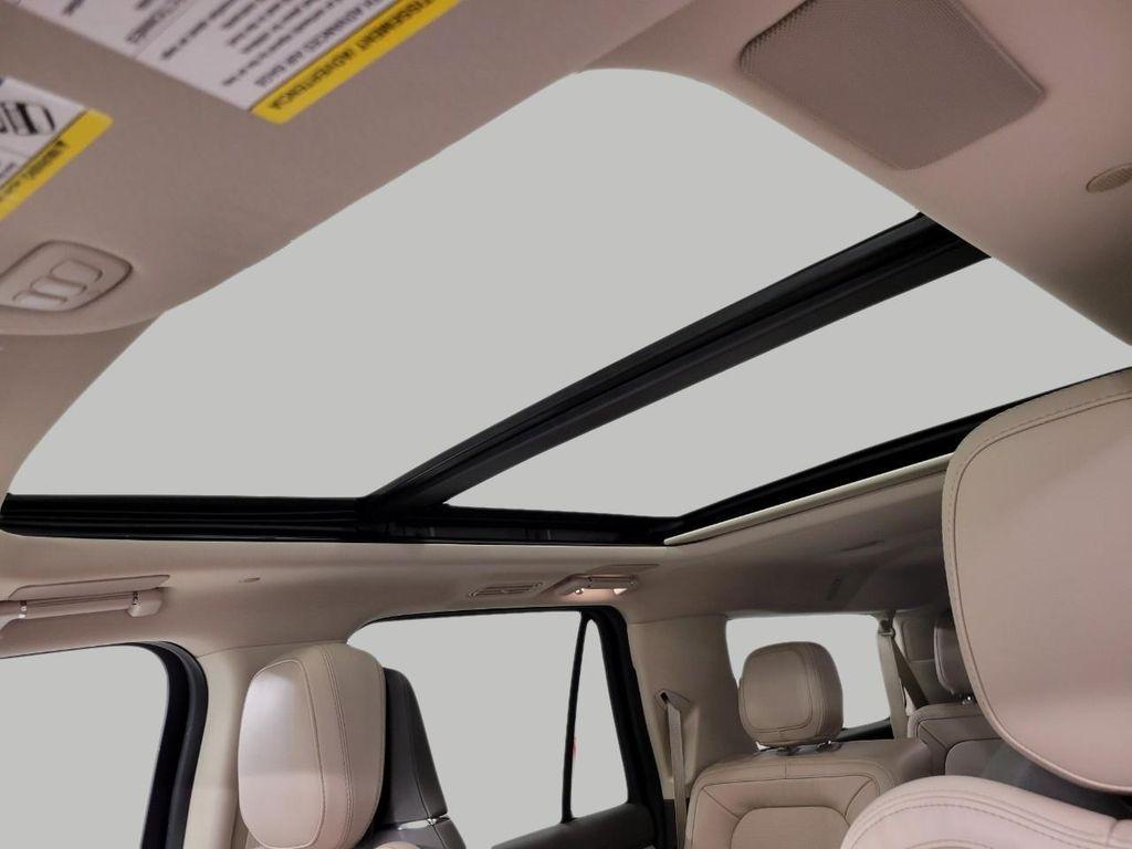 used 2024 Lincoln Navigator car, priced at $83,296