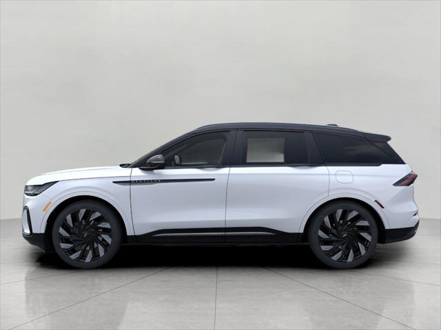 new 2025 Lincoln Nautilus car, priced at $68,941