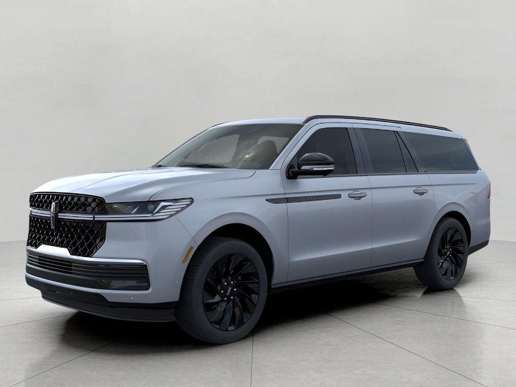 new 2025 Lincoln Navigator car, priced at $110,425
