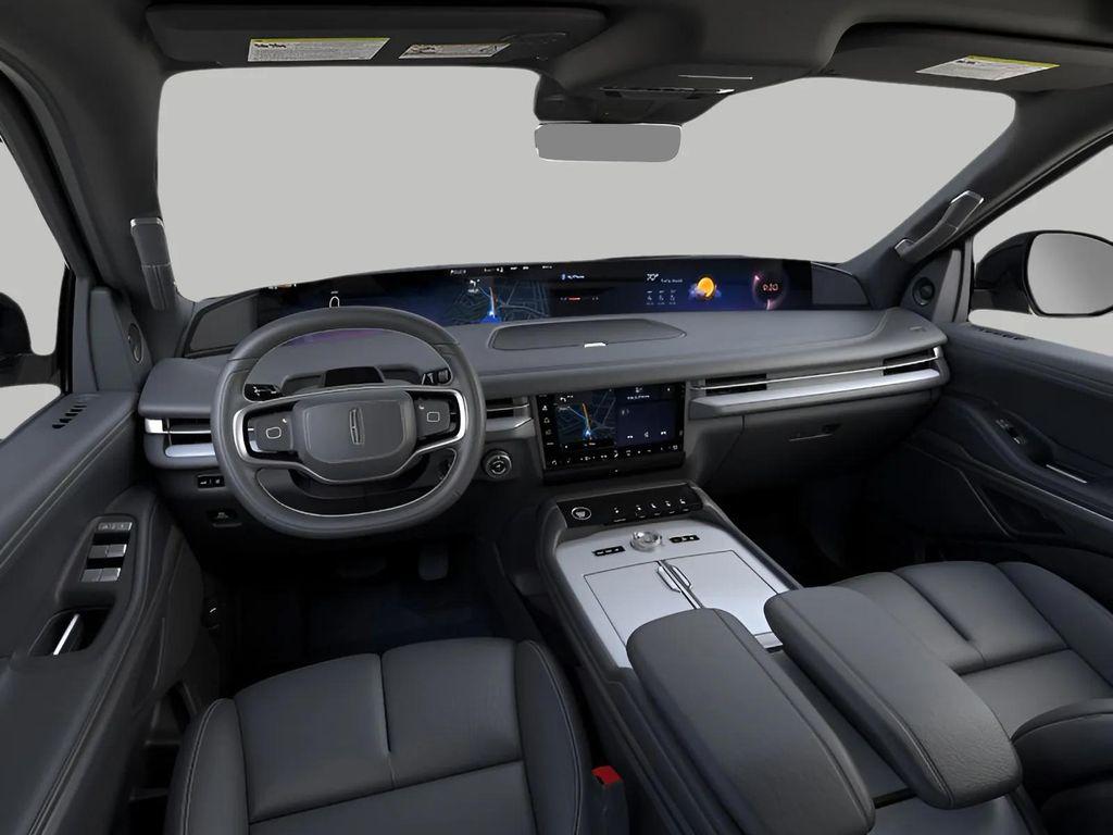 new 2025 Lincoln Navigator car, priced at $107,924