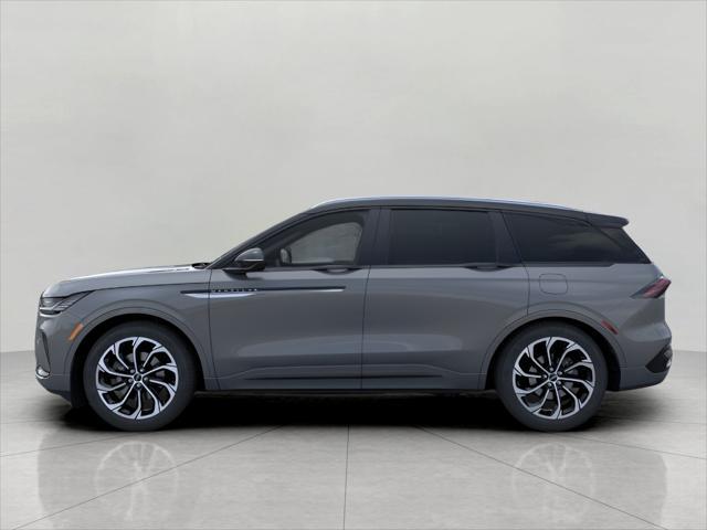new 2025 Lincoln Nautilus car, priced at $64,021