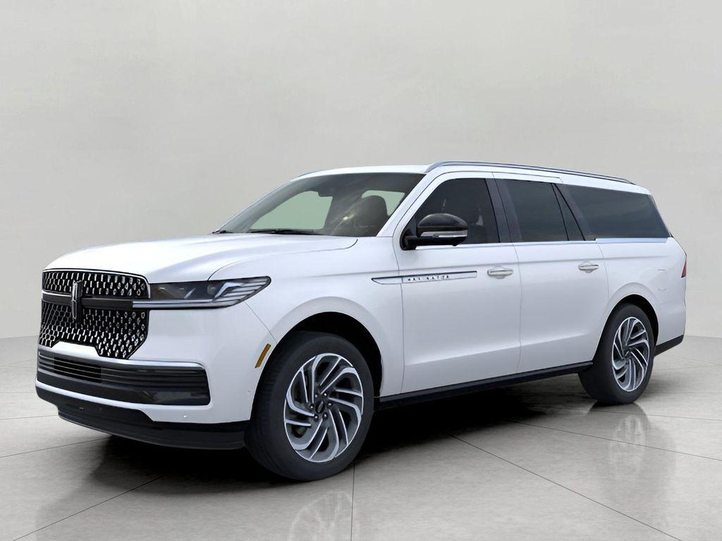 new 2025 Lincoln Navigator car, priced at $106,925