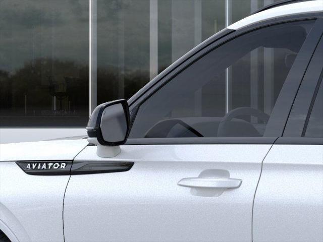 new 2025 Lincoln Aviator car, priced at $62,557