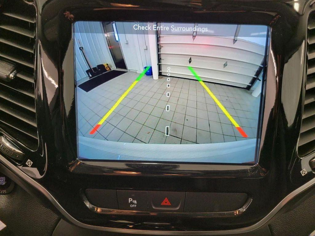 used 2019 Jeep Cherokee car, priced at $15,994