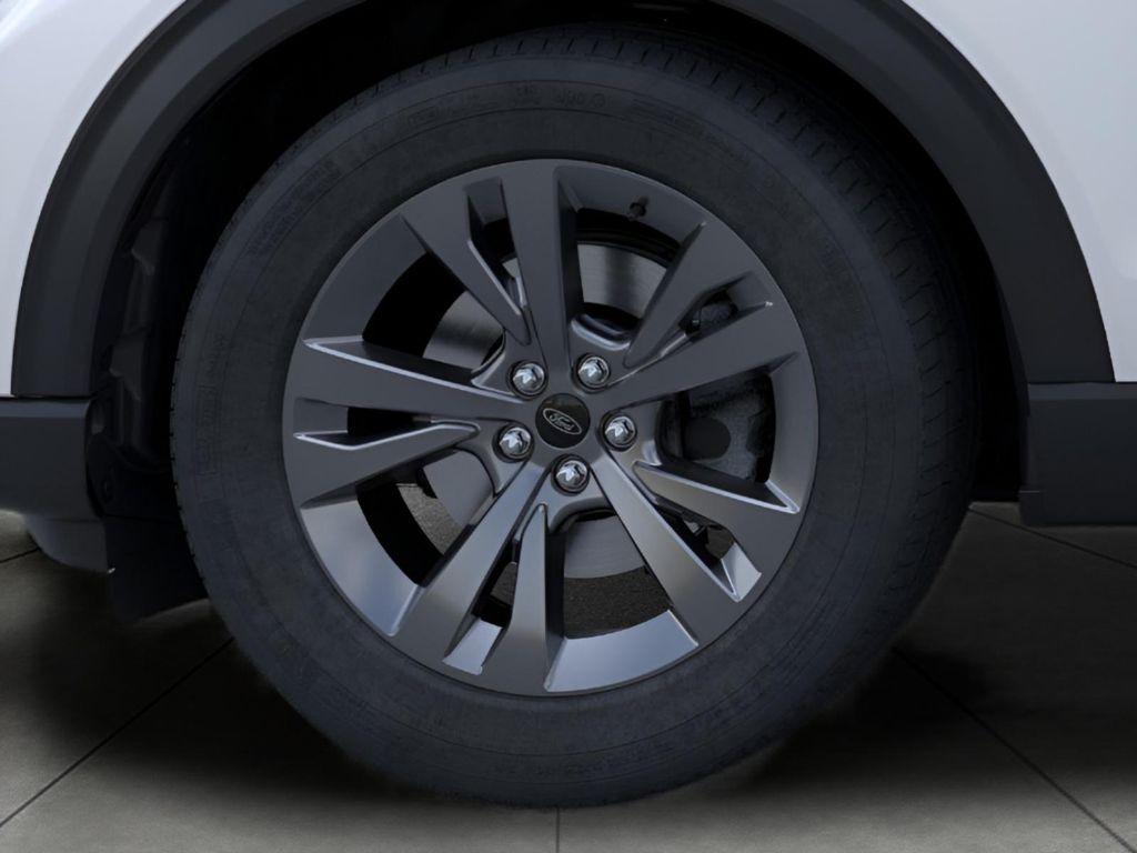 new 2025 Ford Explorer car, priced at $45,055
