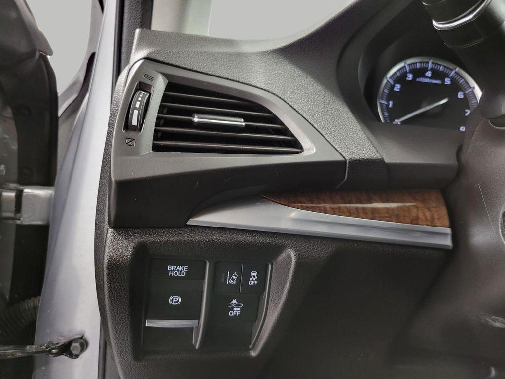 used 2017 Acura MDX car, priced at $18,354