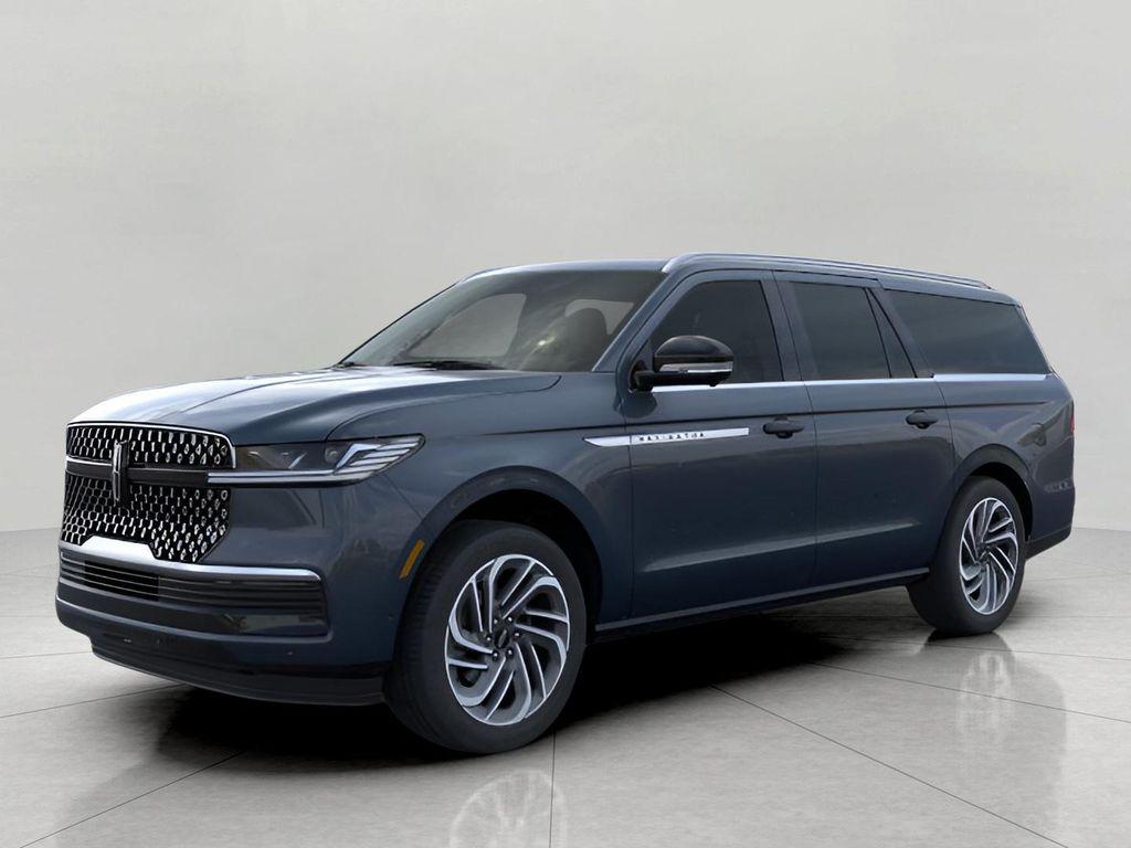new 2025 Lincoln Navigator car, priced at $107,325