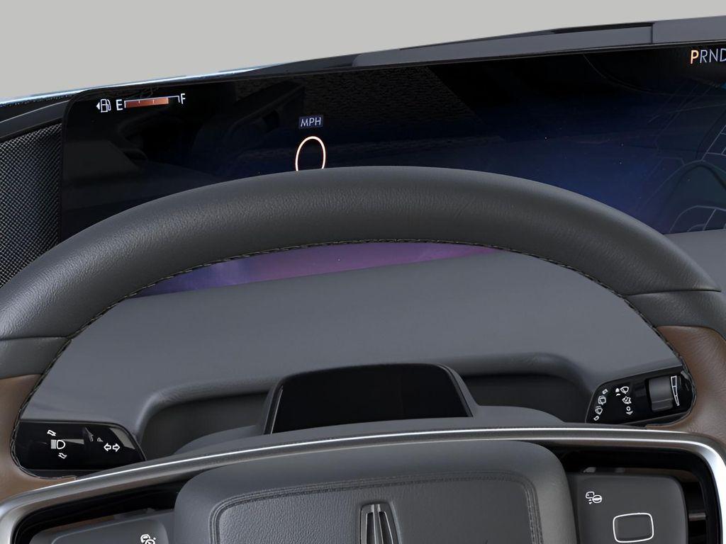 new 2025 Lincoln Navigator car, priced at $107,325