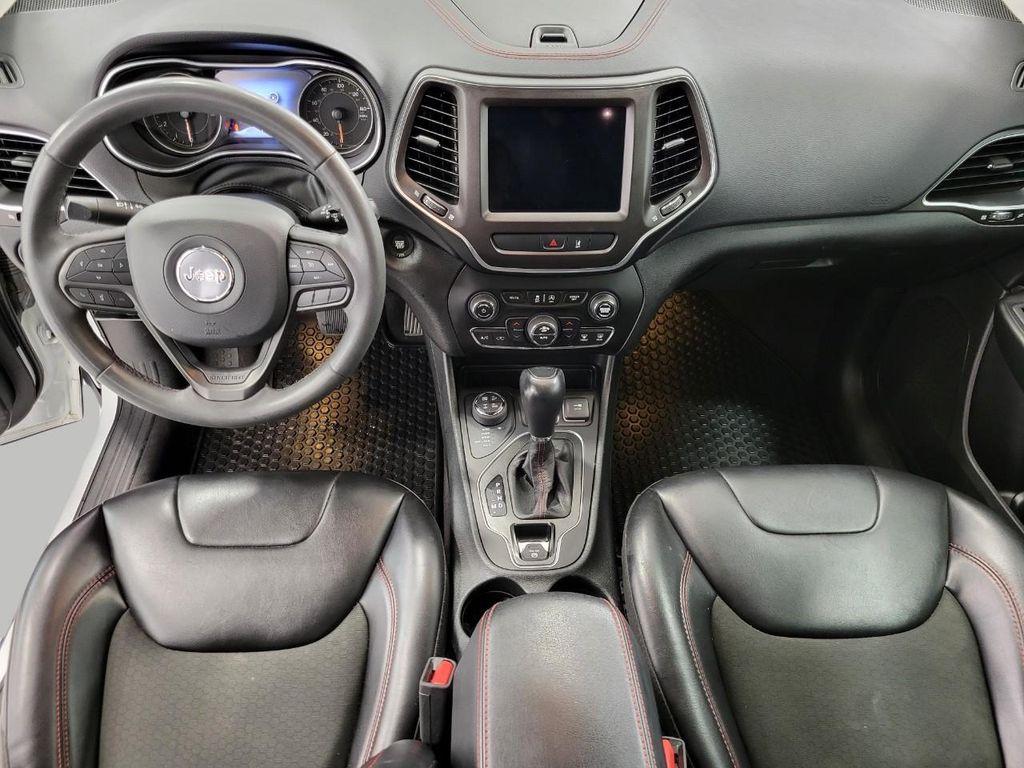 used 2022 Jeep Cherokee car, priced at $23,998