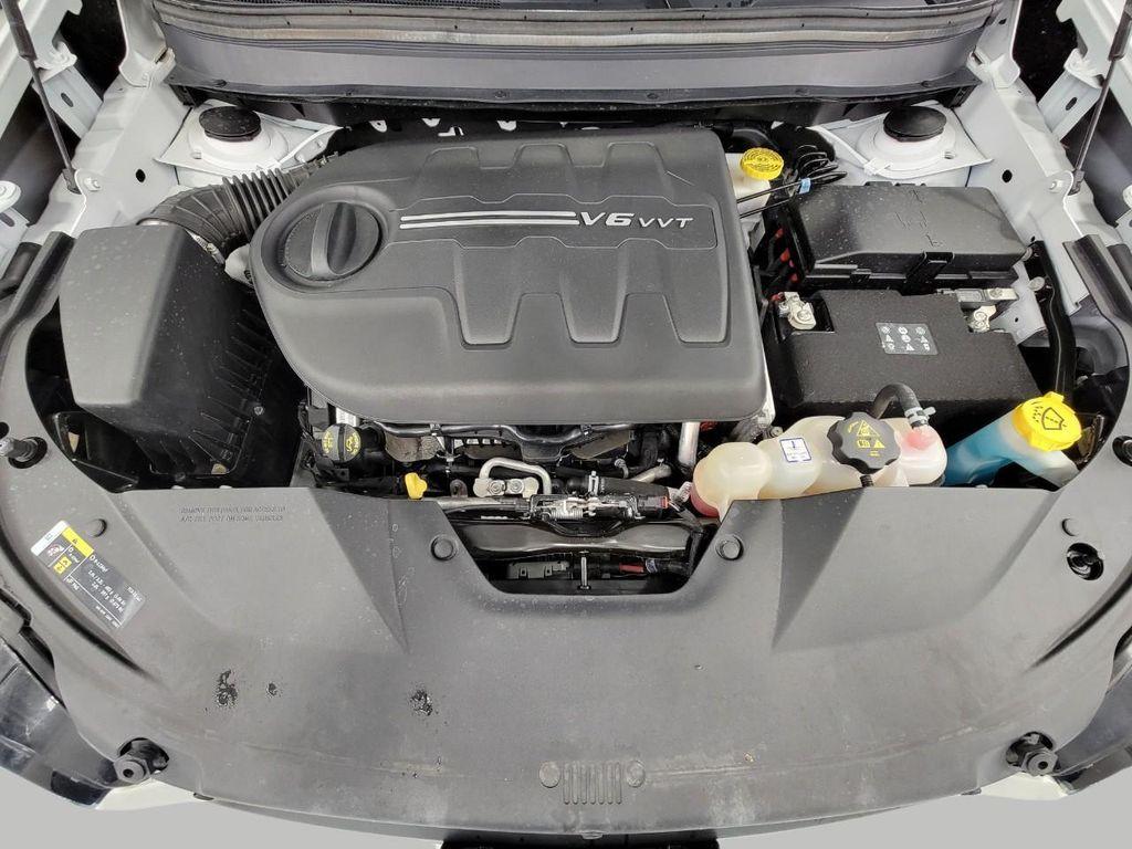 used 2022 Jeep Cherokee car, priced at $23,998