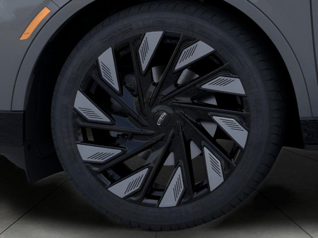 new 2025 Lincoln Nautilus car, priced at $66,264