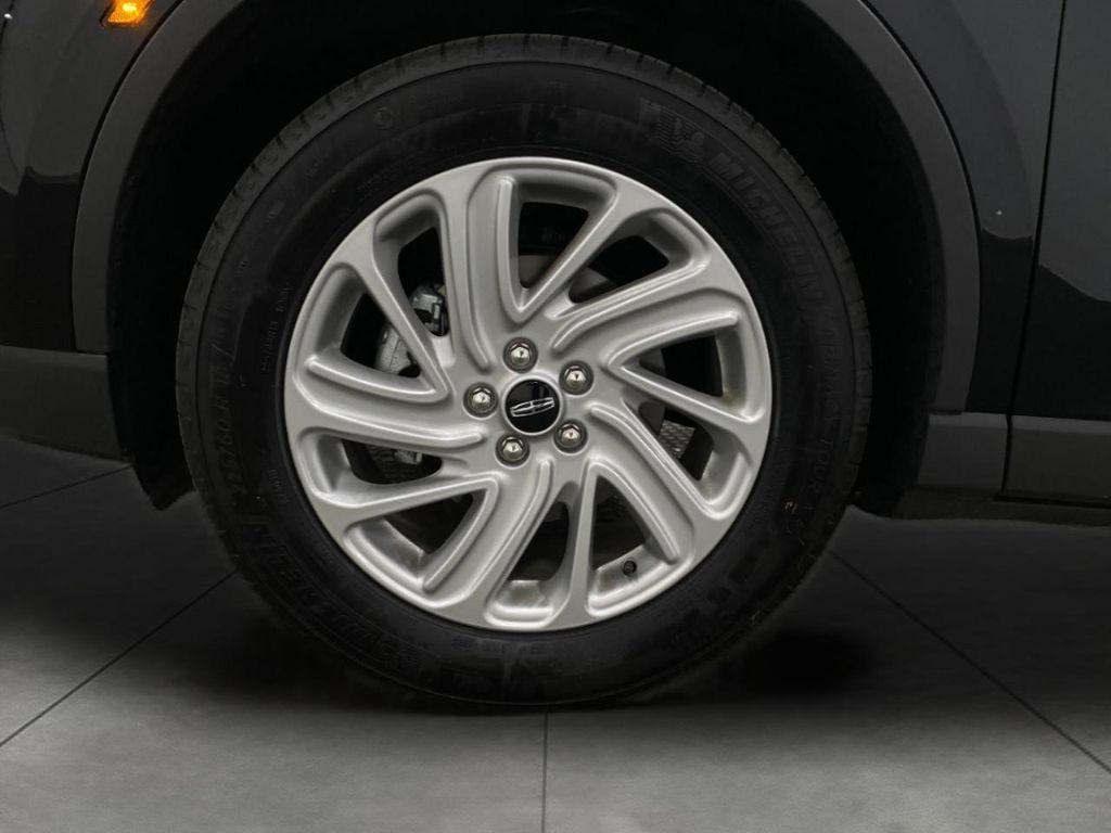 used 2024 Lincoln Corsair car, priced at $35,998