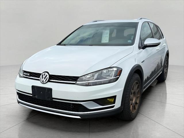 used 2019 Volkswagen Golf Alltrack car, priced at $20,256