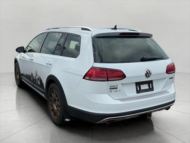 used 2019 Volkswagen Golf Alltrack car, priced at $20,256