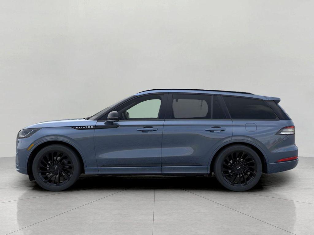 new 2025 Lincoln Aviator car, priced at $82,361